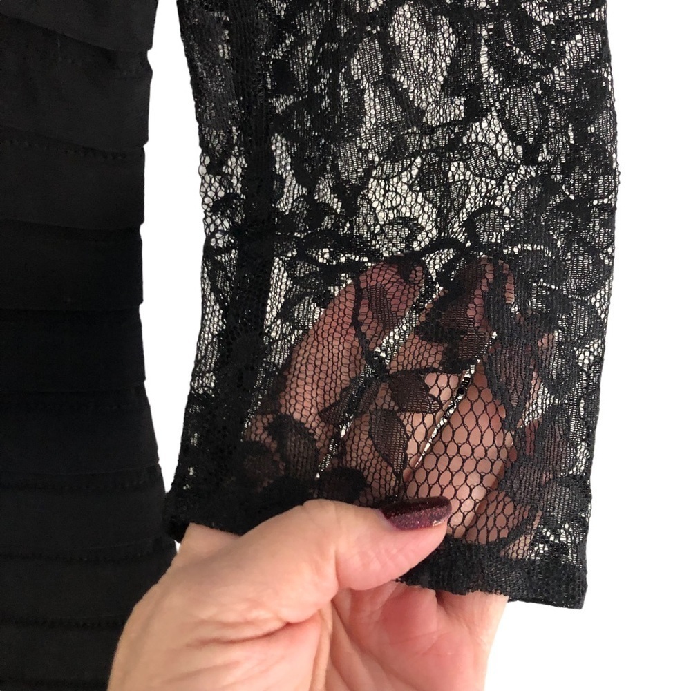 Adrianna Papell Black Lace V-Neck Dress Size 2 - Picture 5 of 11